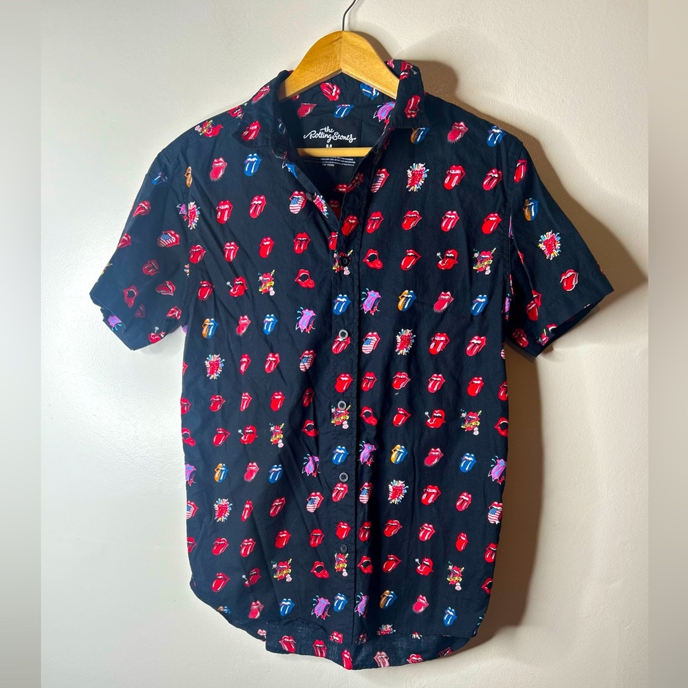 The Rolling Stones Multi Tongue Logo All Over Button Up Down Shirt Black Size M